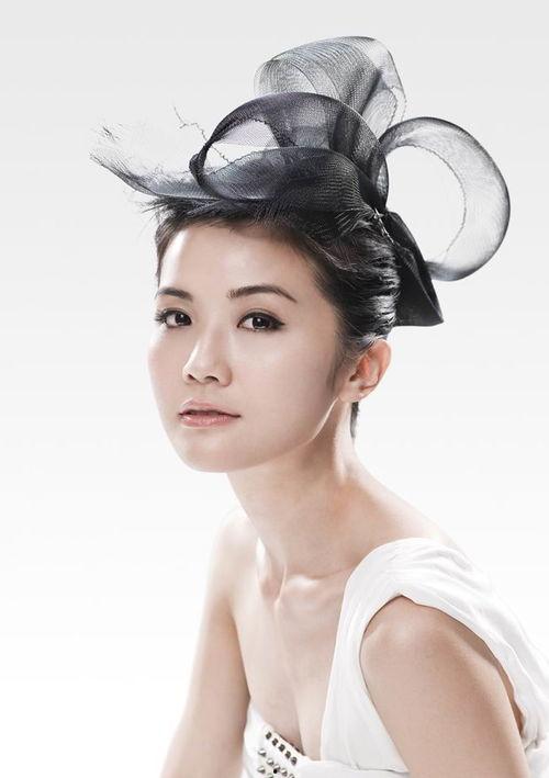 热门明星照片,揭秘热门明星的时尚风采