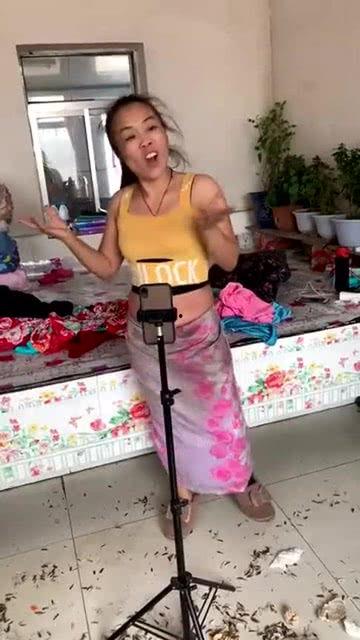 广东表姐网红,网红背后的传奇人生