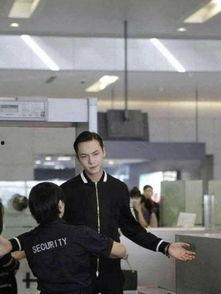 安检偷摸明星,揭秘偷摸明星背后的神秘故事