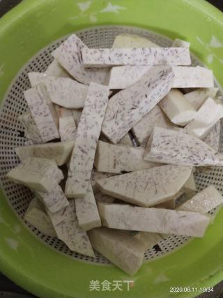 阳江炸芋头条怎么做,传统美食新演绎，一口咬下满口香