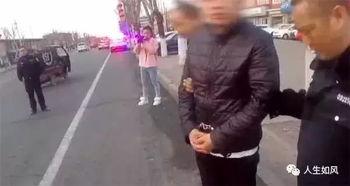 老年人吃瓜现场,老年人欢乐吃瓜现场