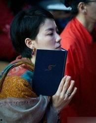 圈内爆料王菲女儿叫什么,圈内爆料揭示神秘名字